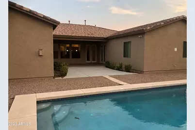 2334 W Fetlock Trail, Phoenix, AZ 85085 - Photo 11