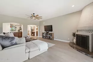 6733 E Phelps Rd, Scottsdale, AZ 85254 - Photo 9