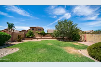 15256 W Statler Street, Surprise, AZ 85374 - Photo 7