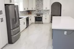 4741 W Park View Ln N, Glendale, AZ 85310 - Photo 5