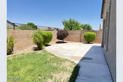 13832 W Desert Moon Way, Peoria, AZ 85383 - Photo 17