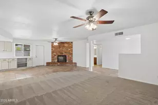 1049 N 23rd Pl, Mesa, AZ 85213 - Photo 3