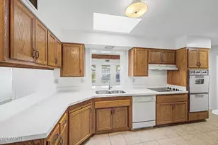 343 E Broadmor Dr, Tempe, AZ 85282 - Photo 13