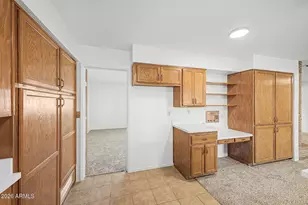 343 E Broadmor Dr, Tempe, AZ 85282 - Photo 13