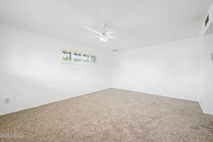 343 E Broadmor Dr, Tempe, AZ 85282 - Photo 17