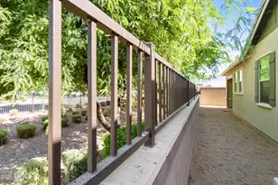 3030 S Amber Dr, Chandler, AZ 85286 - Photo 39
