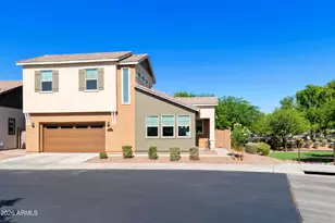 3030 S Amber Dr, Chandler, AZ 85286 - Photo 3