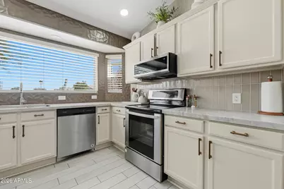 8562 N 108th Drive, Peoria, AZ 85345 - Photo 13