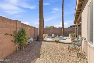 8562 N 108th Dr, Peoria, AZ 85345 - Photo 27