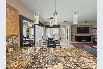 13787 W Maui Lane, Surprise, AZ 85379 - Photo 3