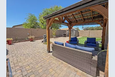 13787 W Maui Lane, Surprise, AZ 85379 - Photo 9