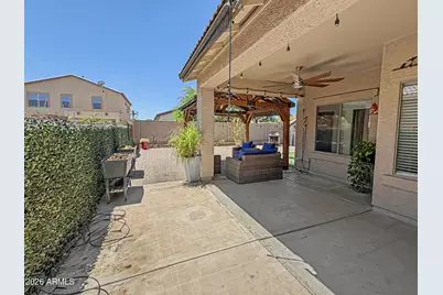 13787 W Maui Lane, Surprise, AZ 85379 - Photo 7