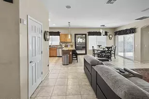 13787 W Maui Ln, Surprise, AZ 85379 - Photo 21