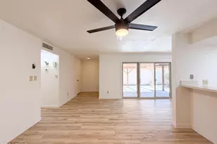 5208 E Tamblo Dr, Phoenix, AZ 85044 - Photo 3