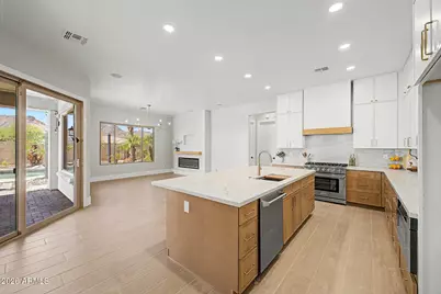5629 W Hedgehog Place, Phoenix, AZ 85083 - Photo 9