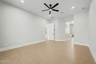 5629 W Hedgehog Pl, Phoenix, AZ 85083 - Photo 27
