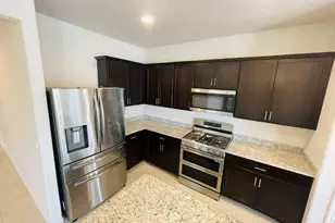 43691 W Yucca Ln, Maricopa, AZ 85138 - Photo 3