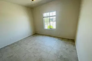 43691 W Yucca Ln, Maricopa, AZ 85138 - Photo 9