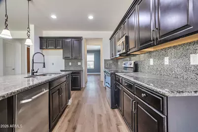 3705 S 105th Drive, Tolleson, AZ 85353 - Photo 11