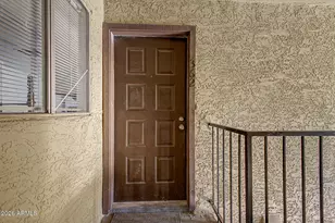 461 W Holmes Ave, Mesa, AZ 85210 - Photo 1
