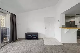 461 W Holmes Ave, Mesa, AZ 85210 - Photo 5