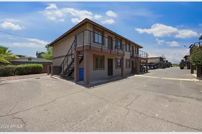 1234 N 36th Street #Unit 208, Phoenix, AZ 85008 - Photo 1