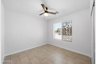 1616 E Desert Lane, Phoenix, AZ 85042 - Photo 17