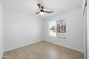 1616 E Desert Ln, Phoenix, AZ 85042 - Photo 17