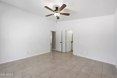 1616 E Desert Lane, Phoenix, AZ 85042 - Photo 13