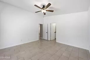 1616 E Desert Ln, Phoenix, AZ 85042 - Photo 13