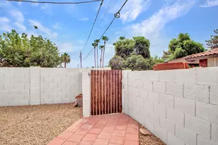 8201 E Malcomb Dr, Scottsdale, AZ 85250 - Photo 53