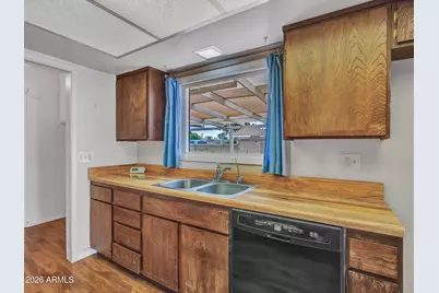 8201 E Malcomb Drive, Scottsdale, AZ 85250 - Photo 25