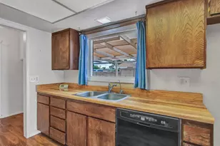 8201 E Malcomb Dr, Scottsdale, AZ 85250 - Photo 25