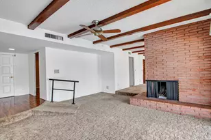 8201 E Malcomb Dr, Scottsdale, AZ 85250 - Photo 13