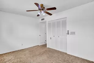 8201 E Malcomb Dr, Scottsdale, AZ 85250 - Photo 41