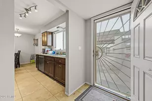 1702 E Gaylon Dr, Tempe, AZ 85282 - Photo 5