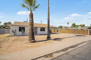 263 W Hunter St, Mesa, AZ 85201 - Photo 3