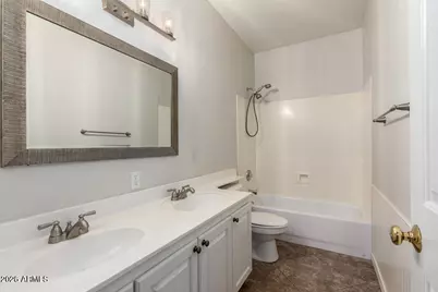 7039 S Golfside Lane, Phoenix, AZ 85042 - Photo 19