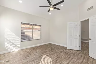 19030 N 76th Avenue, Glendale, AZ 85308 - Photo 17