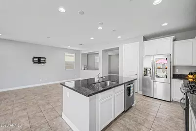 9914 E Tungsten Drive, Mesa, AZ 85212 - Photo 15