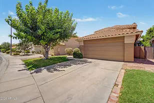 842 W Sun Coast Dr, Gilbert, AZ 85233 - Photo 3