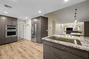 7588 W Kerry Ln, Glendale, AZ 85308 - Photo 15