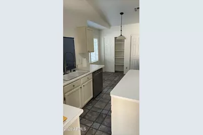 86 W Calle De Caballos --, Tempe, AZ 85284 - Photo 5