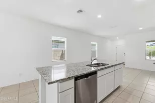 10941 N 165th Ave, Surprise, AZ 85388 - Photo 9