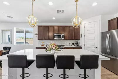 11018 E Tesla Avenue, Mesa, AZ 85212 - Photo 5