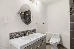 2219 N 74th Pl, Scottsdale, AZ 85257 - Photo 23