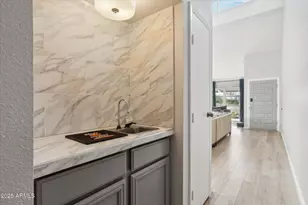 7302 E Rancho Vista Dr, Scottsdale, AZ 85251 - Photo 3
