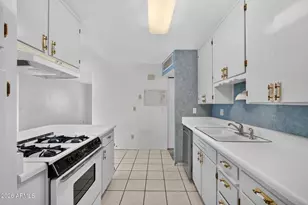 3311 W Paradise Dr, Phoenix, AZ 85029 - Photo 25