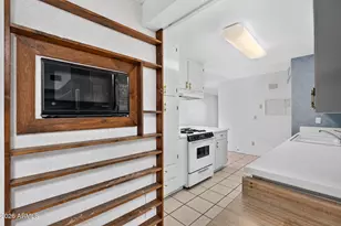 3311 W Paradise Dr, Phoenix, AZ 85029 - Photo 27