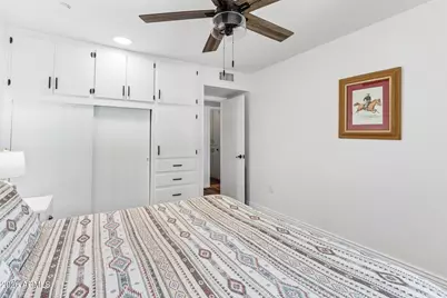 13812 N Whispering Lake Drive, Sun City, AZ 85351 - Photo 23